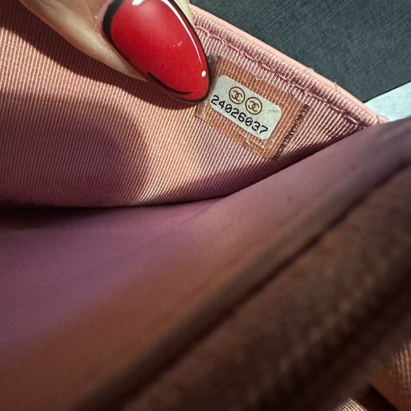 Chanel WOC - Picture 5 of 13